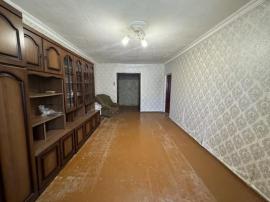 Квартиры, 3-комн., Большой Камень