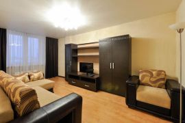 Аренда квартир, 1-комн., Большой Камень